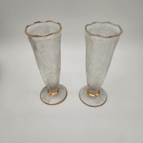 Two Textured Vintage Jeannette Harp Gold Pattern Vases 7 1/2" Tall Scalloped Rim - Picture 4 of 10